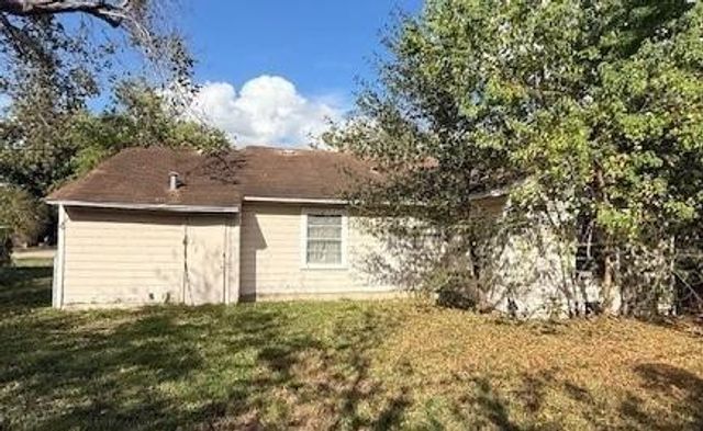 5122 Longmeadow Street, Houston, TX 77033