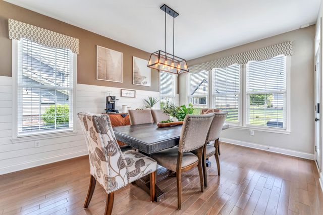 1414 Kenley Place, Sunbury, OH 43074