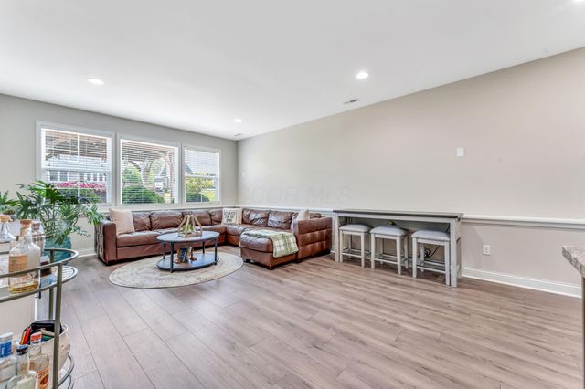 1414 Kenley Place, Sunbury, OH 43074