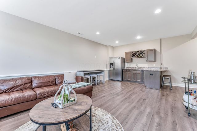 1414 Kenley Place, Sunbury, OH 43074