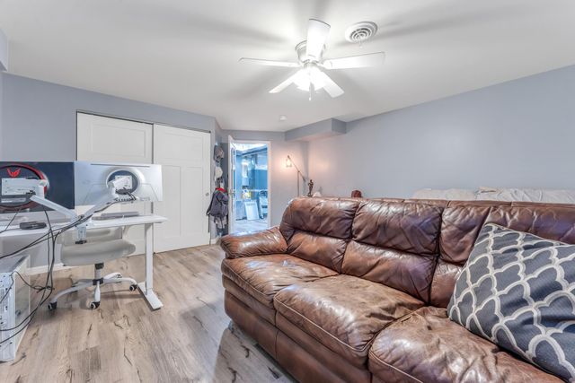 1414 Kenley Place, Sunbury, OH 43074