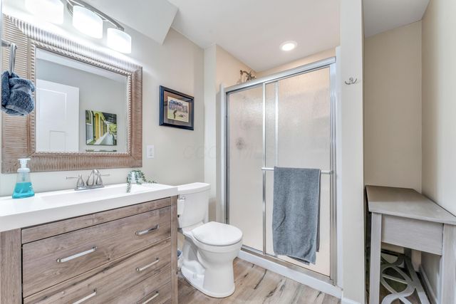 1414 Kenley Place, Sunbury, OH 43074