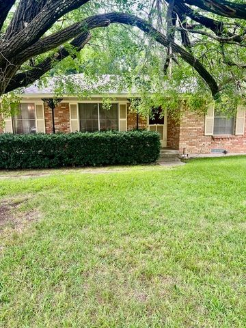 1326 E Sherman Drive, Denton, TX 76209