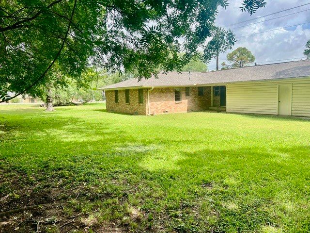 1326 E Sherman Drive, Denton, TX 76209