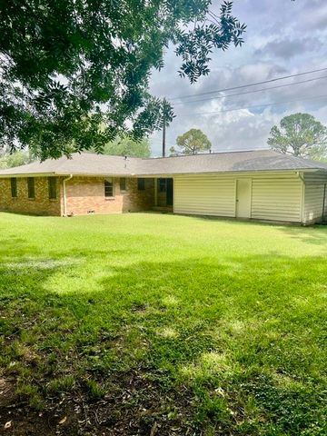 1326 E Sherman Drive, Denton, TX 76209