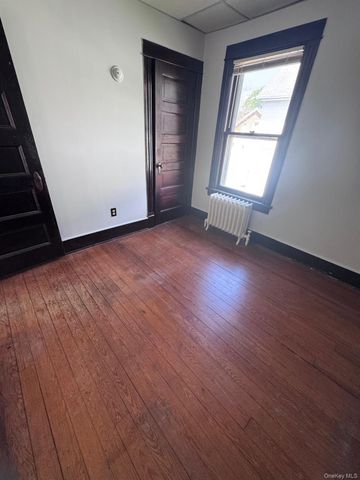106 South Avenue, Poughkeepsie, NY 12601