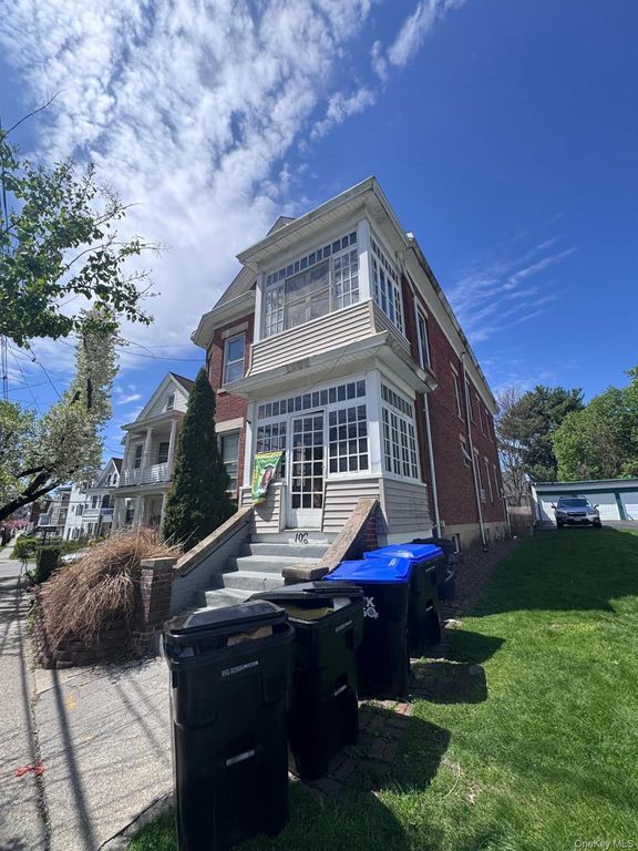 106 South Avenue, Poughkeepsie, NY 12601