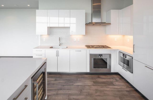 4521 San Felipe Street 1703, Houston, TX 77027