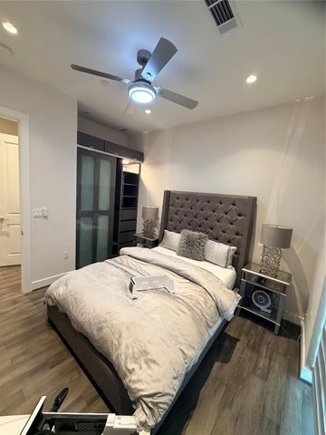 4521 San Felipe Street 1703, Houston, TX 77027
