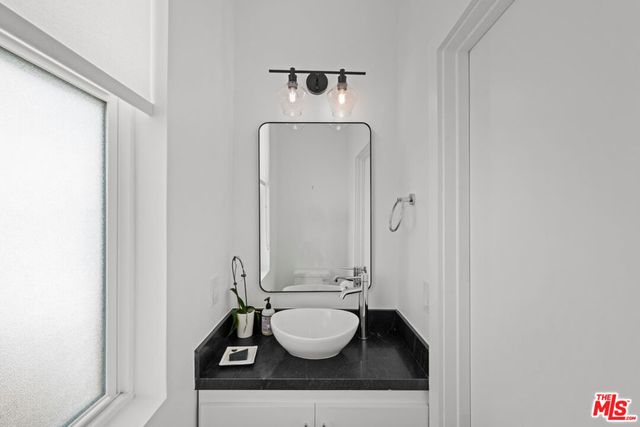 18 Privateer Street 3, Marina Del Rey, CA 90292