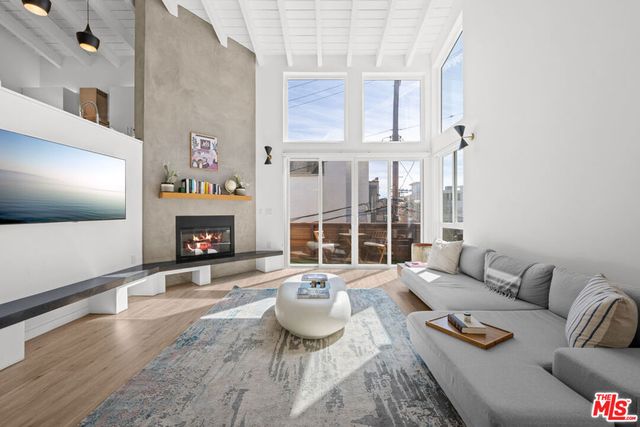 18 Privateer Street 3, Marina Del Rey, CA 90292