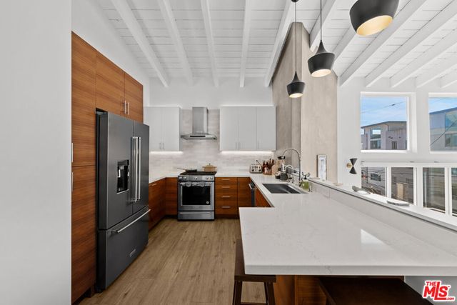 18 Privateer Street 3, Marina Del Rey, CA 90292