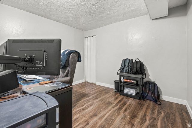 7883 W GLENWOOD AVE, Magna, UT 84044