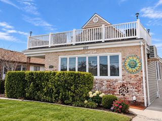 537 E Park Avenue Upper, Long Beach, NY 11561