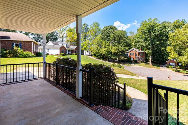 2507 Ashley Court, Belmont, NC 28012