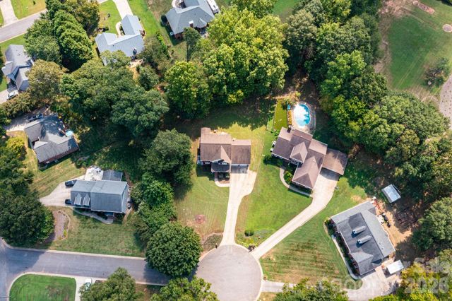 2507 Ashley Court, Belmont, NC 28012