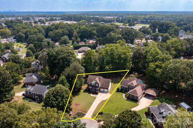 2507 Ashley Court, Belmont, NC 28012