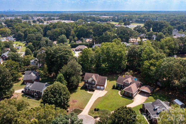 2507 Ashley Court, Belmont, NC 28012