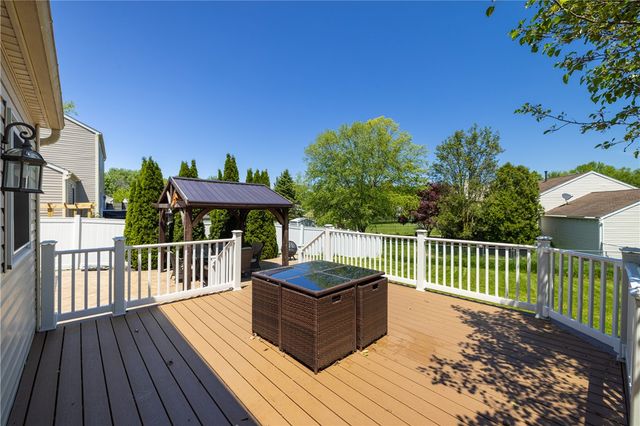 629 Cranberry Lane, Walworth, NY 14502