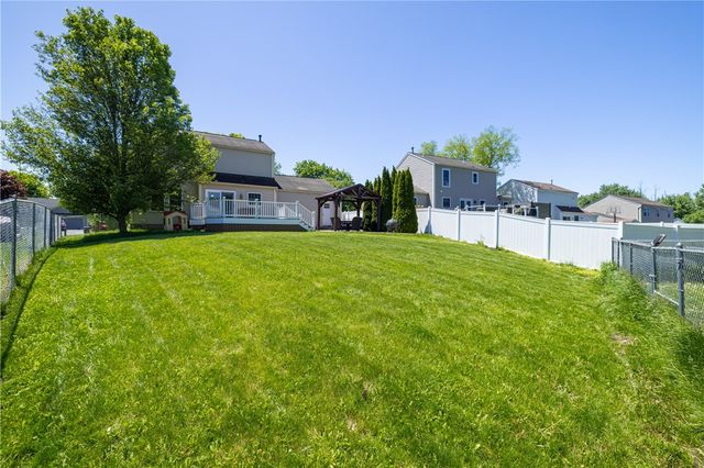 629 Cranberry Lane, Walworth, NY 14502