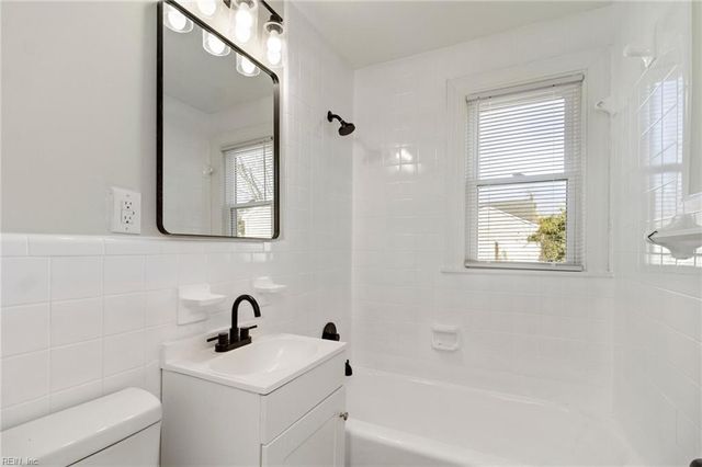 929 17 ST, Newport News, VA 23607