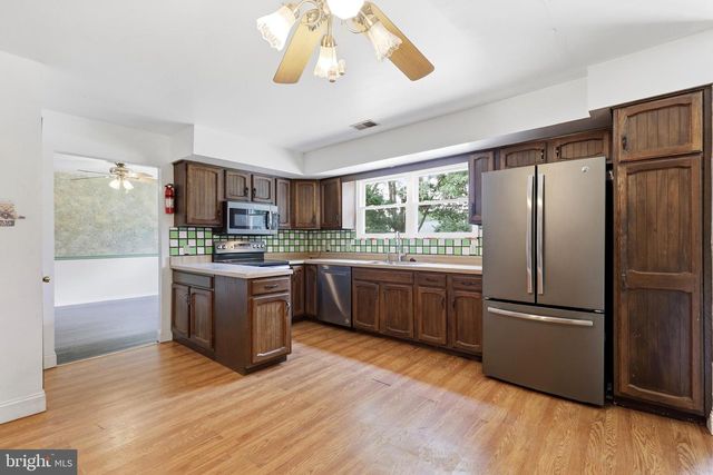 1272 TWIN STREAMS DR, Warminster, PA 18974