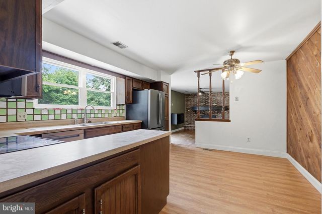 1272 TWIN STREAMS DR, Warminster, PA 18974