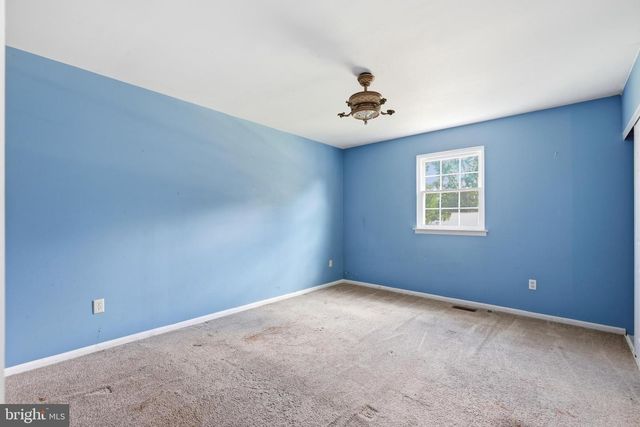 1272 TWIN STREAMS DR, Warminster, PA 18974