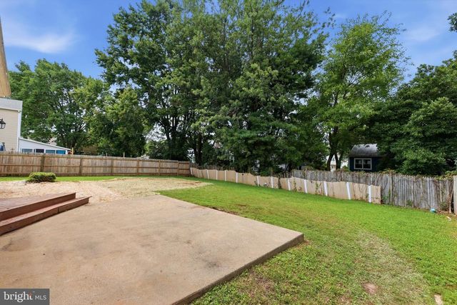 1272 TWIN STREAMS DR, Warminster, PA 18974