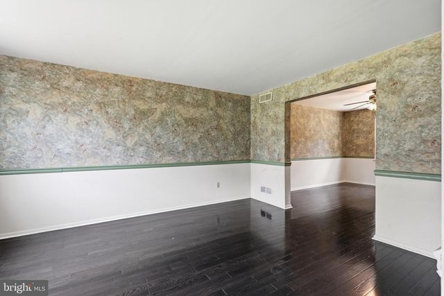1272 TWIN STREAMS DR, Warminster, PA 18974