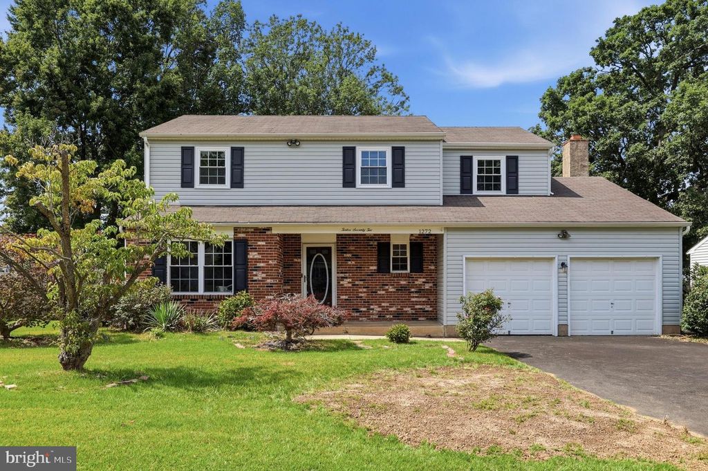 1272 TWIN STREAMS DR, Warminster, PA 18974