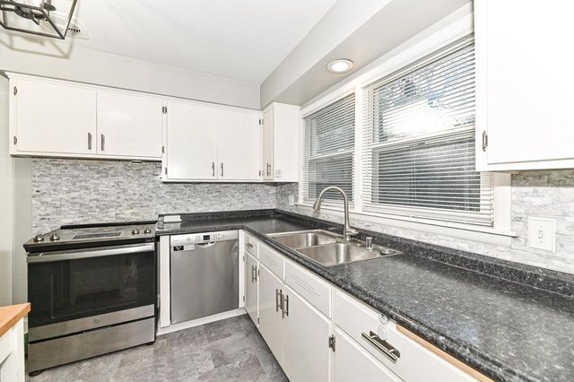 3817 Maryland AVENUE, Elmwood Park, WI 53405