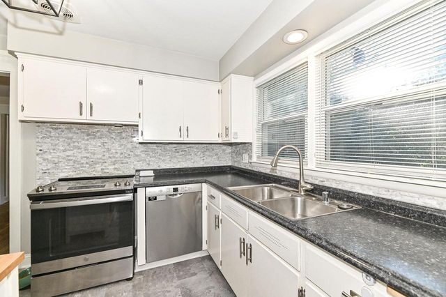 3817 Maryland AVENUE, Elmwood Park, WI 53405