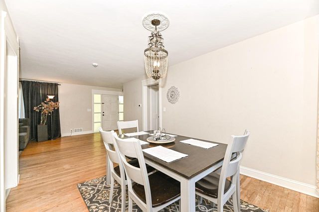 3817 Maryland AVENUE, Elmwood Park, WI 53405