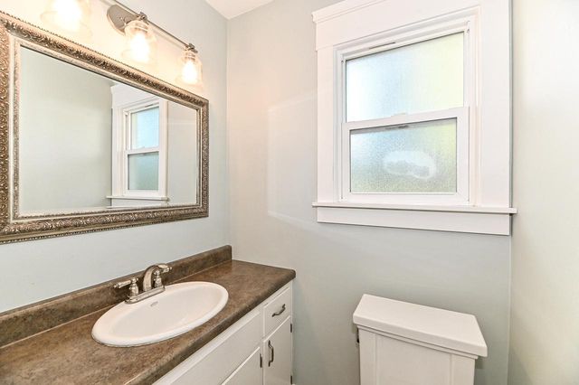 3817 Maryland AVENUE, Elmwood Park, WI 53405