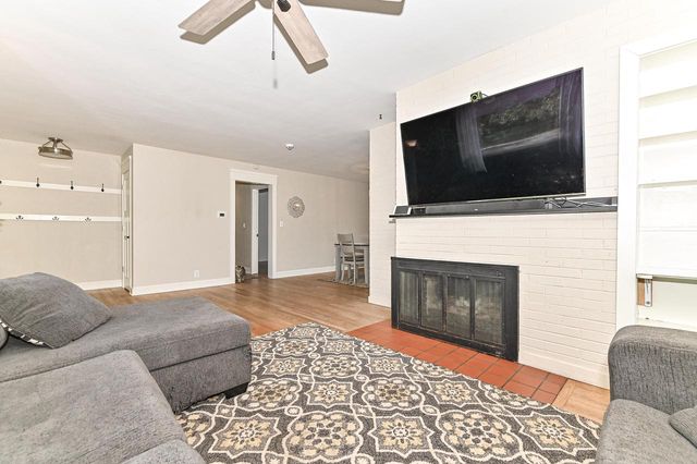 3817 Maryland AVENUE, Elmwood Park, WI 53405
