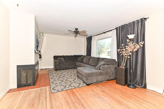 3817 Maryland AVENUE, Elmwood Park, WI 53405