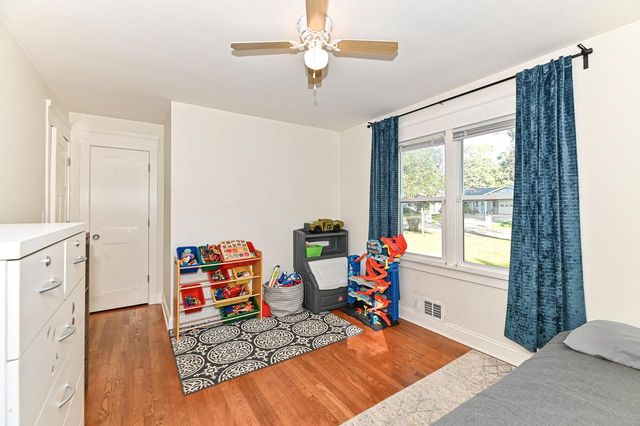 3817 Maryland AVENUE, Elmwood Park, WI 53405