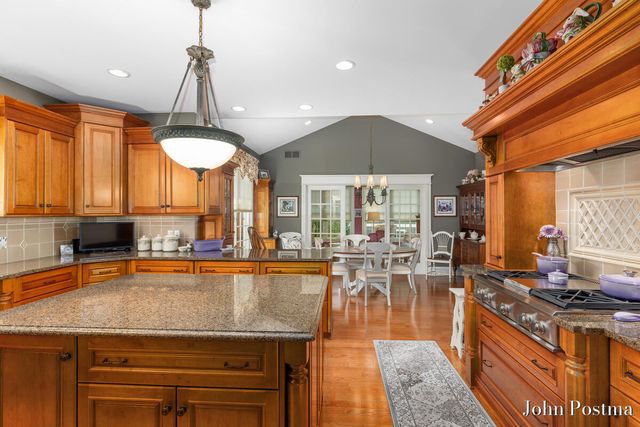 1645 Watermark Drive, Grand Rapids, MI 49546