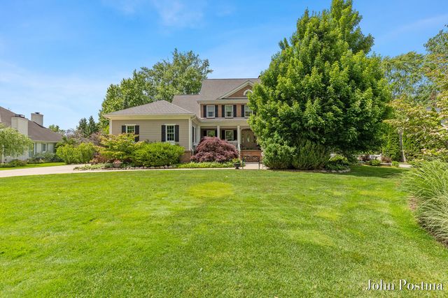 1645 Watermark Drive, Grand Rapids, MI 49546