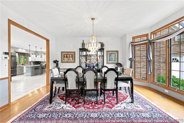 154 Viscount Drive, Amherst, NY 14221