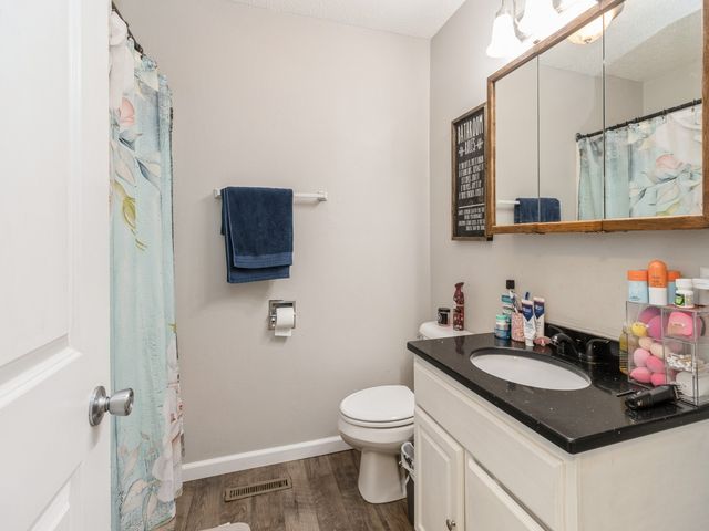 1010 Caroline Terrace, Indianola, IA 50125