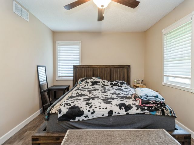 1010 Caroline Terrace, Indianola, IA 50125