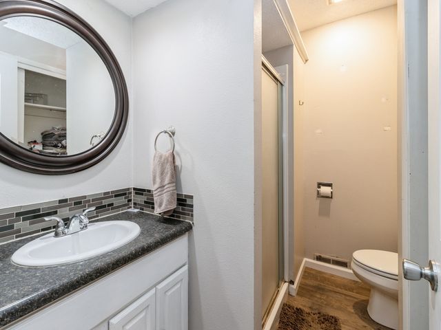 1010 Caroline Terrace, Indianola, IA 50125