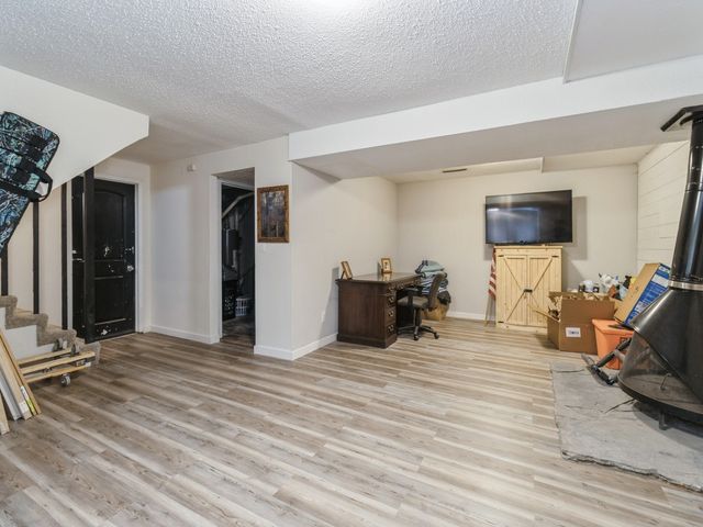 1010 Caroline Terrace, Indianola, IA 50125