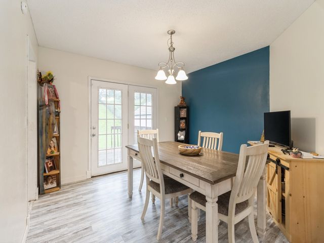 1010 Caroline Terrace, Indianola, IA 50125