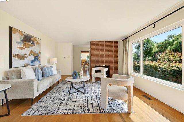 6415 Hazel Ave, Richmond, CA 94805