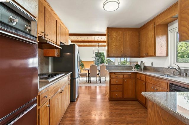 6415 Hazel Ave, Richmond, CA 94805