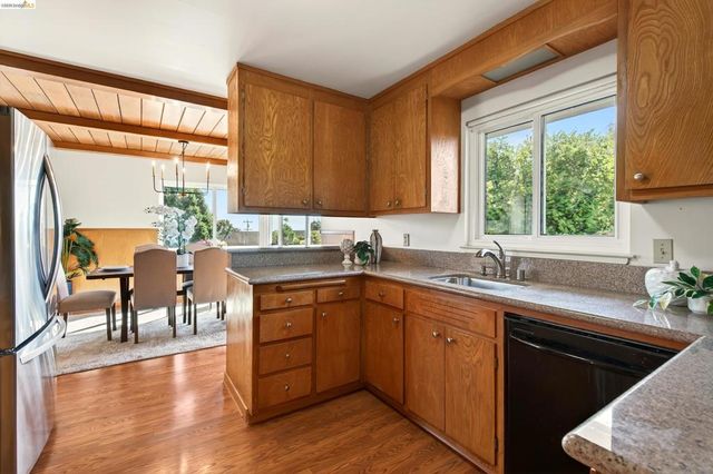 6415 Hazel Ave, Richmond, CA 94805