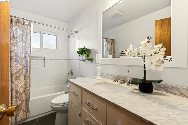 6415 Hazel Ave, Richmond, CA 94805